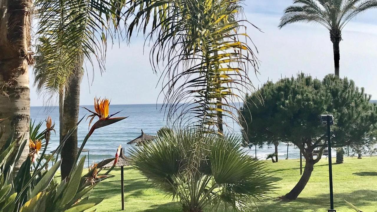 Mi Capricho, Beachfront, Grownfloor, Private Garden & Terrace Sitio de Calahonda 외부 사진