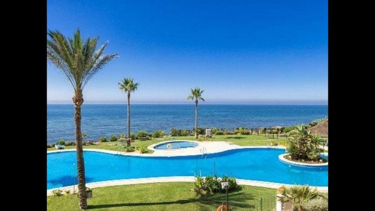 Mi Capricho, Beachfront, Grownfloor, Private Garden & Terrace Sitio de Calahonda 외부 사진