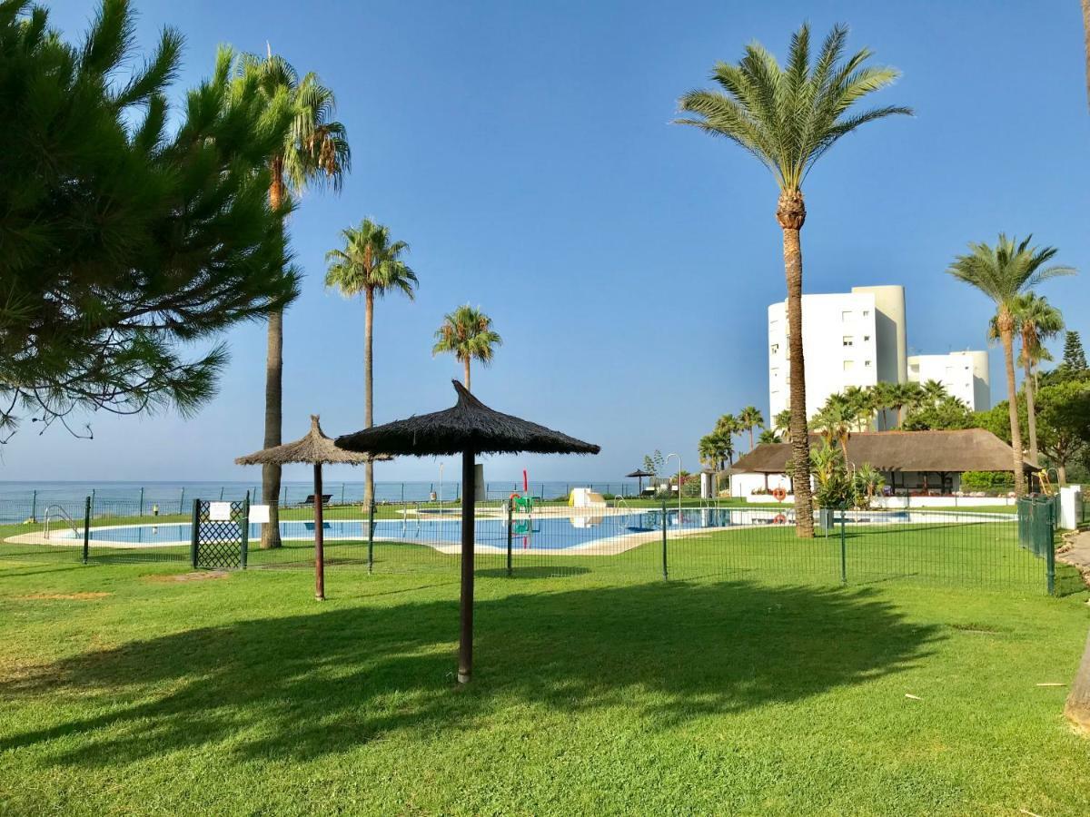Mi Capricho, Beachfront, Grownfloor, Private Garden & Terrace Sitio de Calahonda 외부 사진