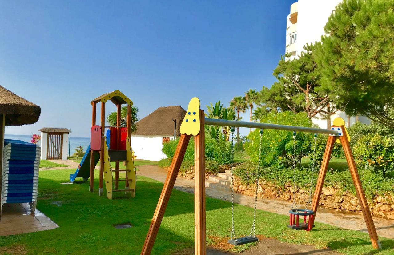 Mi Capricho, Beachfront, Grownfloor, Private Garden & Terrace Sitio de Calahonda 외부 사진
