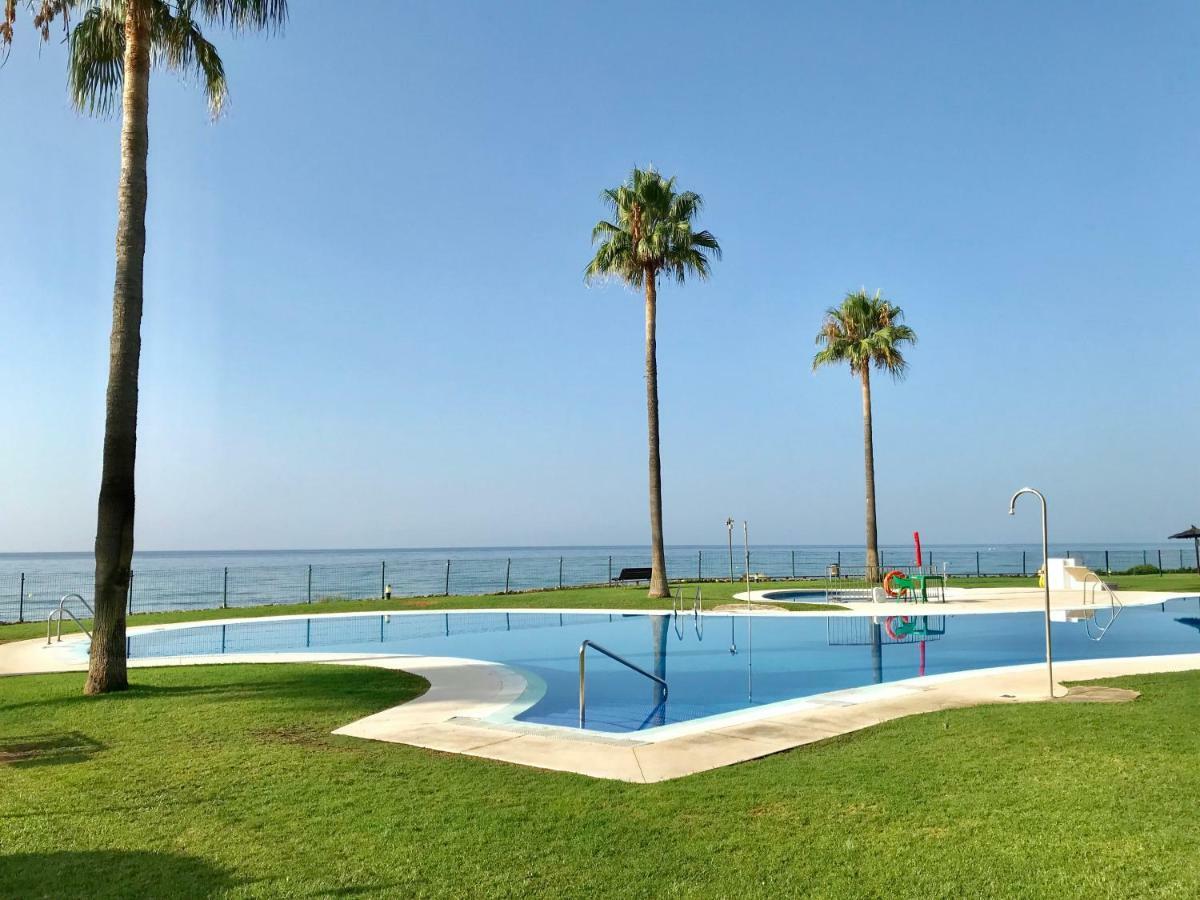 Mi Capricho, Beachfront, Grownfloor, Private Garden & Terrace Sitio de Calahonda 외부 사진