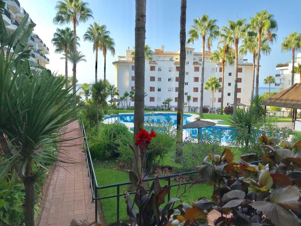 Mi Capricho, Beachfront, Grownfloor, Private Garden & Terrace Sitio de Calahonda 외부 사진
