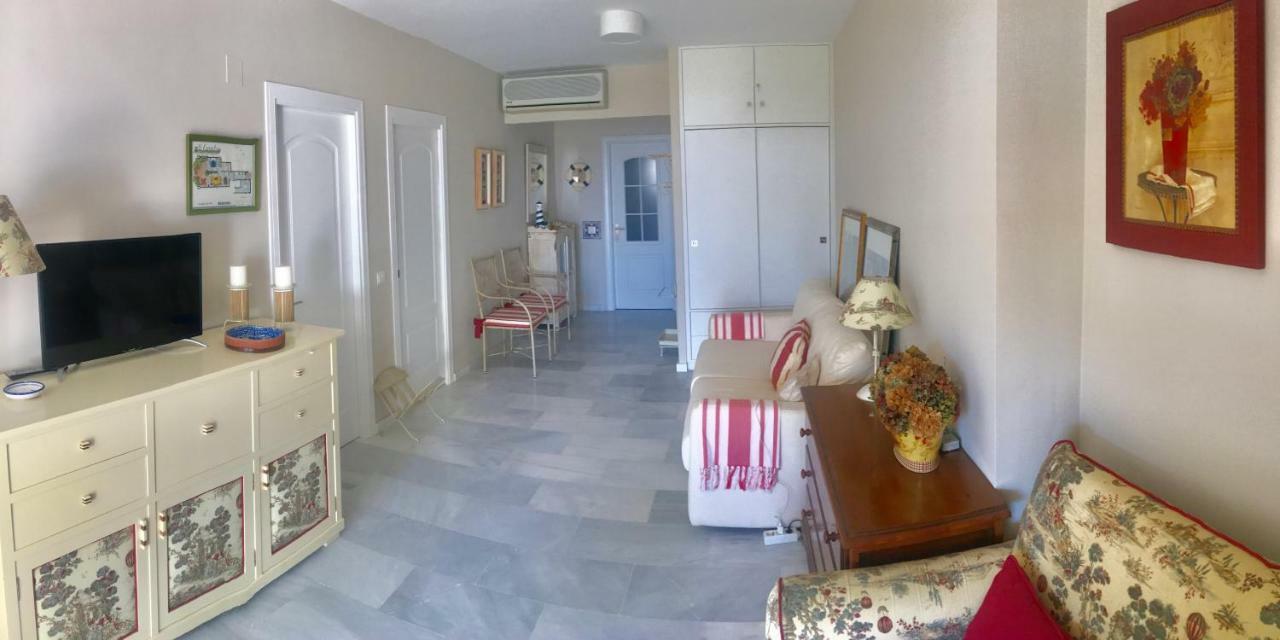 Mi Capricho, Beachfront, Grownfloor, Private Garden & Terrace Sitio de Calahonda 외부 사진