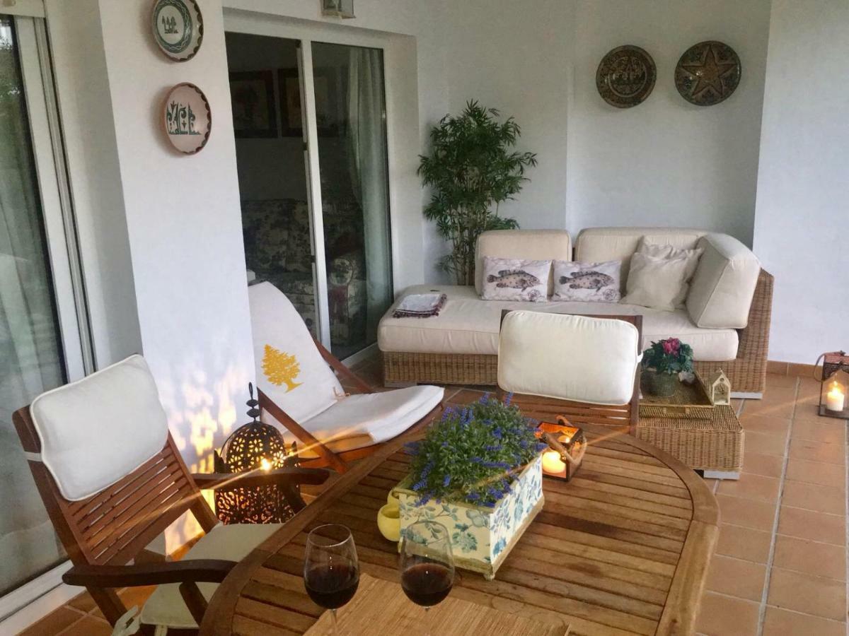 Mi Capricho, Beachfront, Grownfloor, Private Garden & Terrace Sitio de Calahonda 외부 사진
