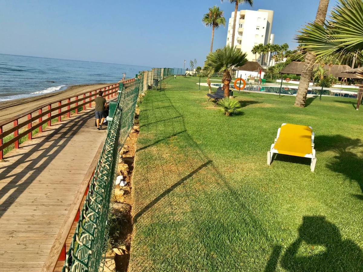 Mi Capricho, Beachfront, Grownfloor, Private Garden & Terrace Sitio de Calahonda 외부 사진