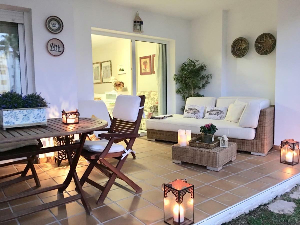 Mi Capricho, Beachfront, Grownfloor, Private Garden & Terrace Sitio de Calahonda 외부 사진