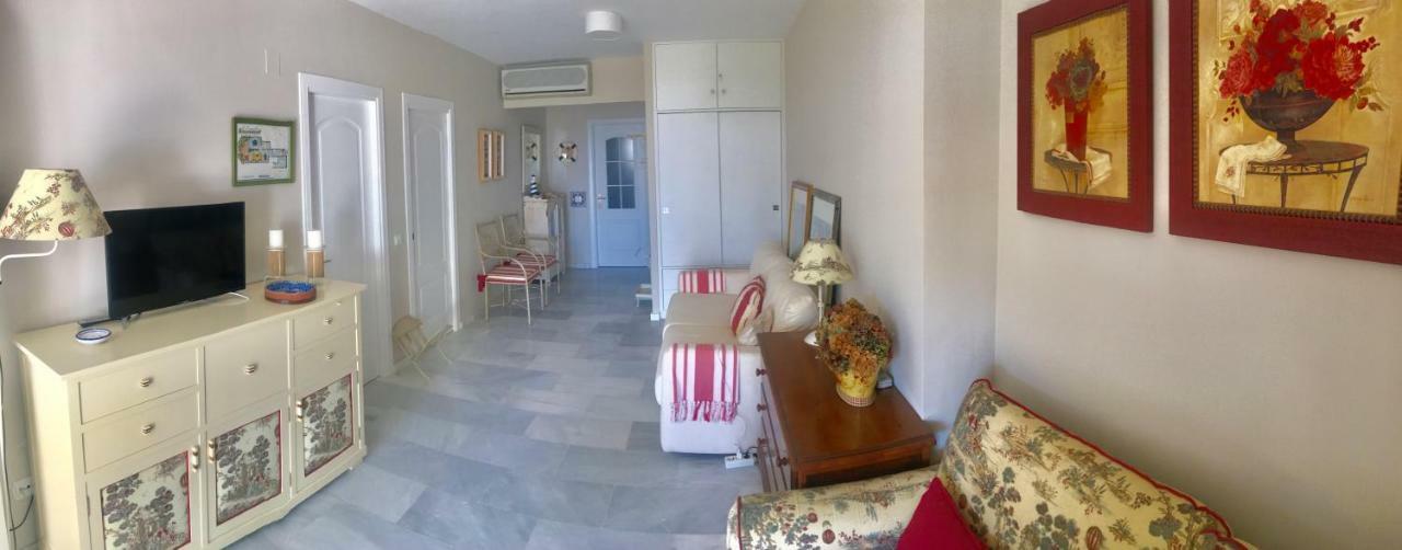 Mi Capricho, Beachfront, Grownfloor, Private Garden & Terrace Sitio de Calahonda 외부 사진