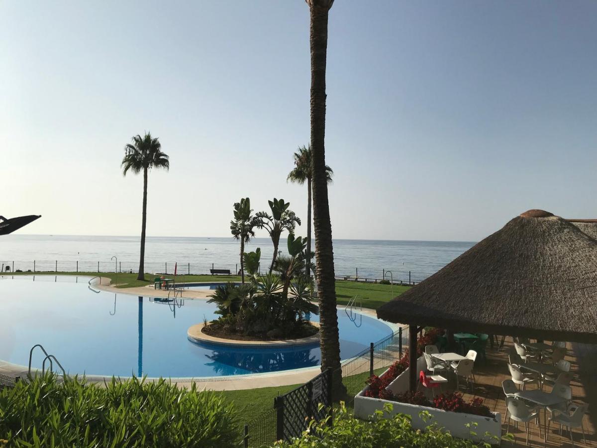 Mi Capricho, Beachfront, Grownfloor, Private Garden & Terrace Sitio de Calahonda 외부 사진